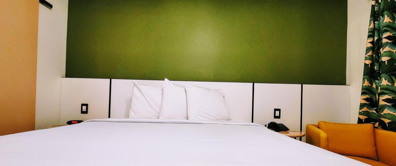Hotel The Bell Vista Burbank Zewnętrze zdjęcie